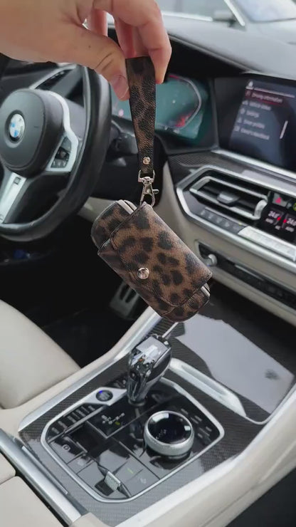 Iluma - Brown Leopard Twins